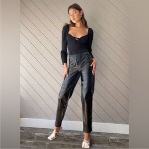 Aritzia Wilfred Black Funk Pants